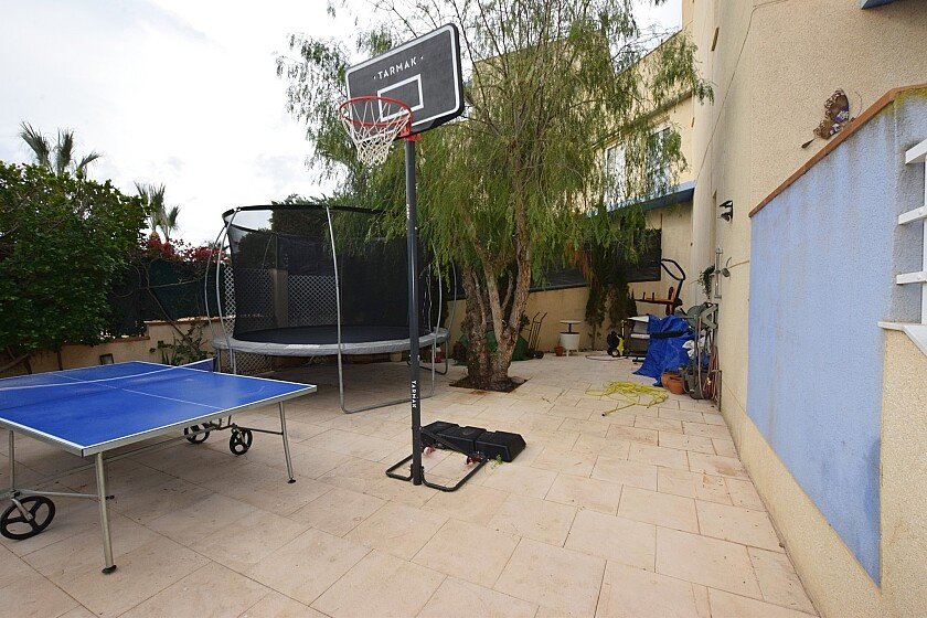 Townhouse in Cabo Roig, Alicante, Spain 4 bedrooms, 357 sq.m. No. 111157