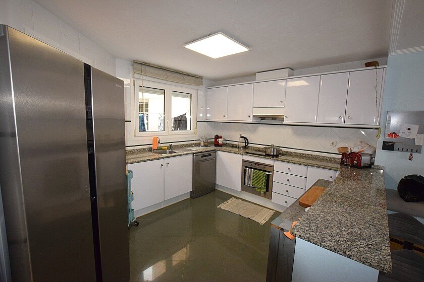 Townhouse in Cabo Roig, Alicante, Spain 4 bedrooms, 357 sq.m. No. 111157