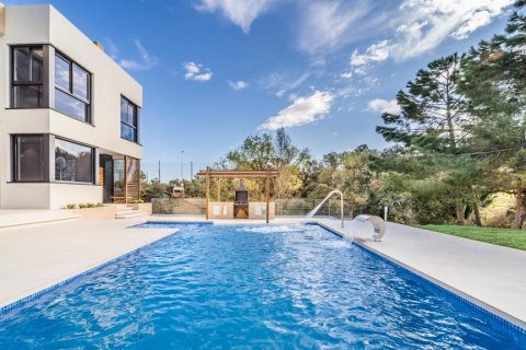 Villa for sale Ciudalcampo, Madrid, Spain 6 bedrooms, 700 sq.m. No. 107919 - photo 2