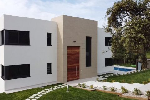 Villa for sale Ciudalcampo, Madrid, Spain 6 bedrooms, 700 sq.m. No. 107919 - photo 1