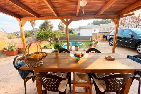 House for sale Castelldefels, Barcelona, Spain 4 bedrooms, 90 sq.m. No. 21520 - photo 3