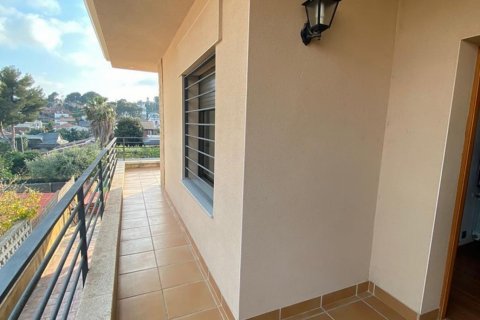 House for sale Castelldefels, Barcelona, Spain 4 bedrooms, 90 sq.m. No. 21520 - photo 9