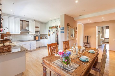 House for sale Castelldefels, Barcelona, Spain 7 bedrooms, 719 sq.m. No. 23033 - photo 8