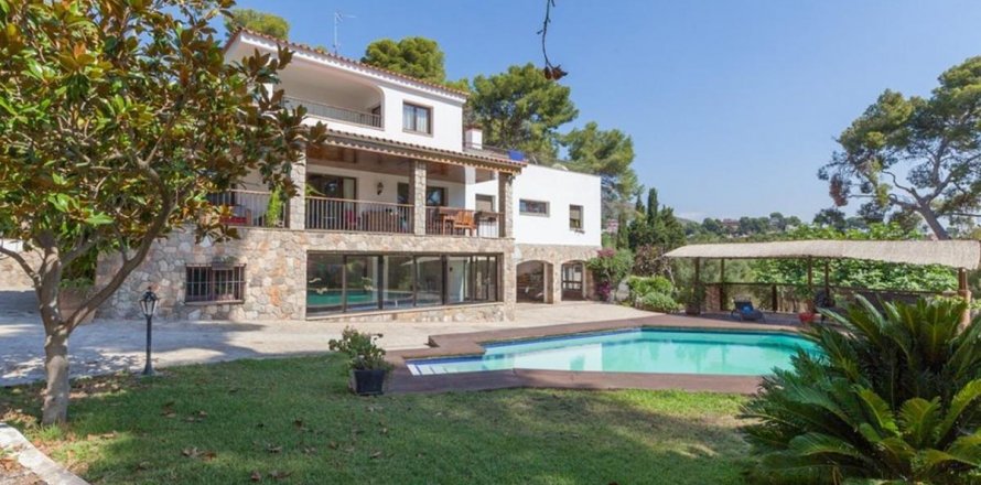House Castelldefels, Barcelona, Spain 7 bedrooms, 719 sq.m. No. 23033