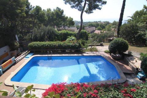 House for sale Castelldefels, Barcelona, Spain 5 bedrooms, 450 sq.m. No. 22963 - photo 2