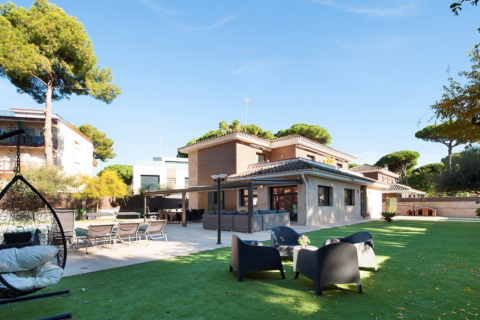 Casa in vendita Castelldefels, Barcelona, Spagna 6 camere da letto, 388 mq. N° 22981 - foto 3