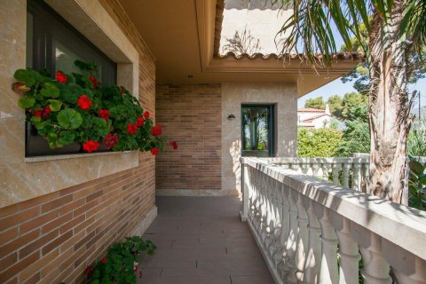 House for sale Castelldefels, Barcelona, Spain 7 bedrooms, 788 sq.m. No. 23030 - photo 22