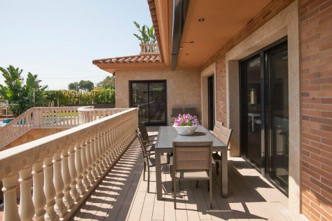 House for sale Castelldefels, Barcelona, Spain 7 bedrooms, 788 sq.m. No. 23030 - photo 4