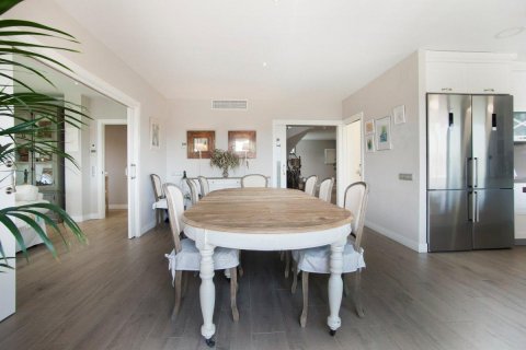 House for sale Castelldefels, Barcelona, Spain 7 bedrooms, 788 sq.m. No. 23030 - photo 9