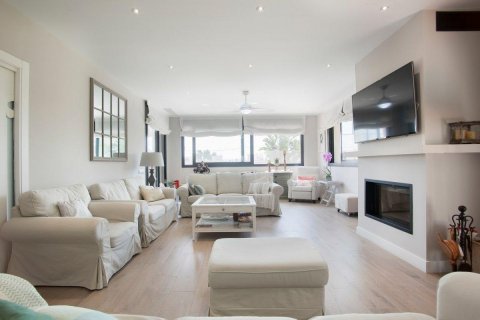 House for sale Castelldefels, Barcelona, Spain 7 bedrooms, 788 sq.m. No. 23030 - photo 16