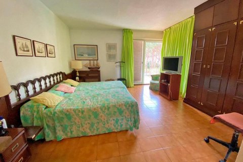 House for sale Castelldefels, Barcelona, Spain 6 bedrooms, 248 sq.m. No. 23037 - photo 12