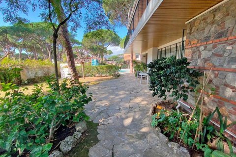 House for sale Castelldefels, Barcelona, Spain 6 bedrooms, 248 sq.m. No. 23037 - photo 15
