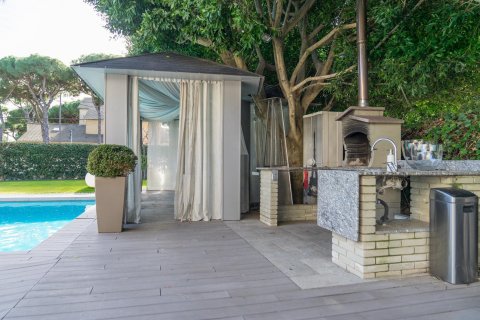 House for sale Castelldefels, Barcelona, Spain 7 bedrooms, 642 sq.m. No. 23031 - photo 10