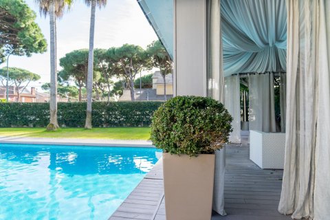House for sale Castelldefels, Barcelona, Spain 7 bedrooms, 642 sq.m. No. 23031 - photo 4