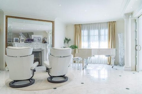 House for sale Castelldefels, Barcelona, Spain 7 bedrooms, 642 sq.m. No. 23031 - photo 16