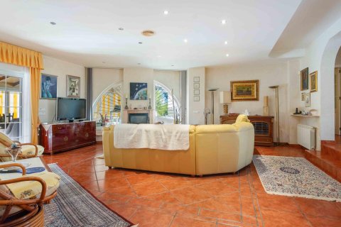 Villa for sale Cabo Roig, Alicante, Spain 3 bedrooms, 340 sq.m. No. 114719 - photo 10