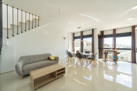 Apartment for sale Alicante, Spain 3 bedrooms, 96 sq.m. No. 116196 - photo 3