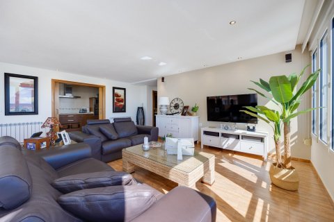Apartment for sale Torrevieja, Alicante, Spain 3 bedrooms, 100 sq.m. No. 116207 - photo 18