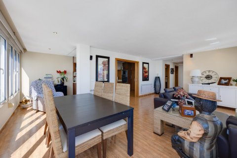 Apartment for sale Torrevieja, Alicante, Spain 3 bedrooms, 100 sq.m. No. 116207 - photo 16