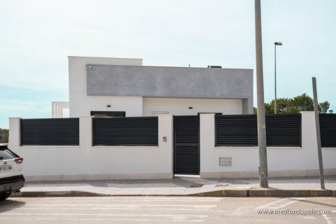 Villa till salu Pilar de la Horadada, Alicante, Spanien 3 sovrum, 116 kvm. Nr. 108858 - foto 14