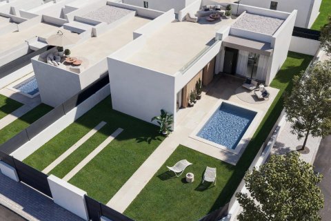 Продажа виллы в Сан-Мигель-де-Салинас, Аликанте, Испания 3 спальни, 107м2 №113084 - фото 3