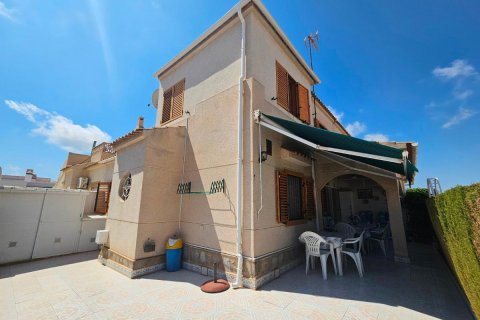 Продажа таухауса в Плайя Фламенка II, Аликанте, Испания 4 спальни, 85м2 №113083 - фото 13