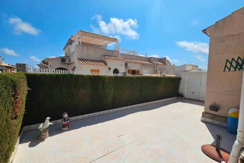 Продажа таухауса в Плайя Фламенка II, Аликанте, Испания 4 спальни, 85м2 №113083 - фото 21