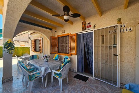 Продажа таухауса в Плайя Фламенка II, Аликанте, Испания 4 спальни, 85м2 №113083 - фото 15