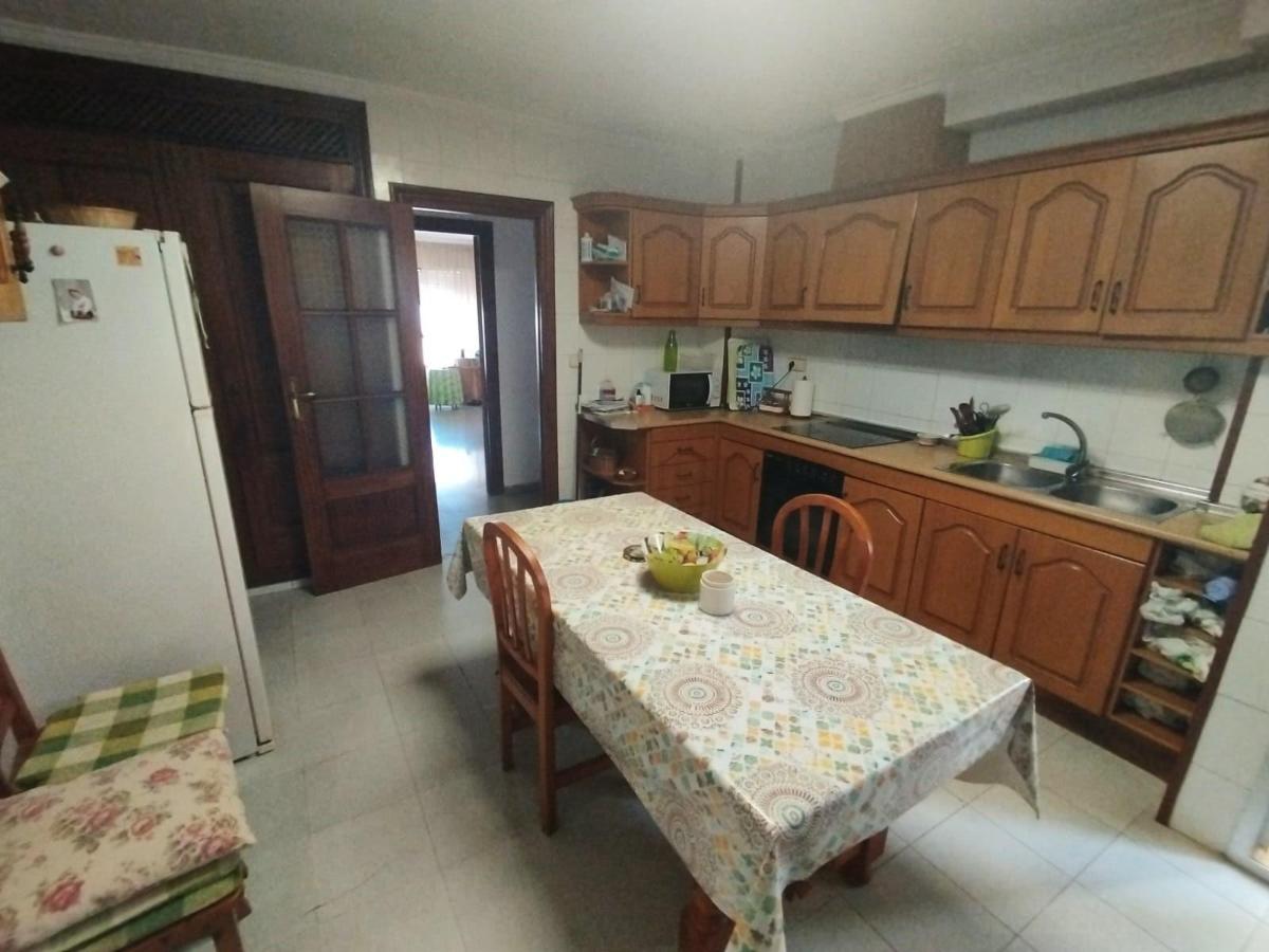 Huoneisto Guardamar del Segura, Alicante, Espanja 6 makuuhuonetta, 186 m2 No. 113085