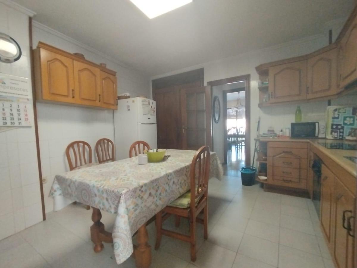 Huoneisto Guardamar del Segura, Alicante, Espanja 6 makuuhuonetta, 186 m2 No. 113085