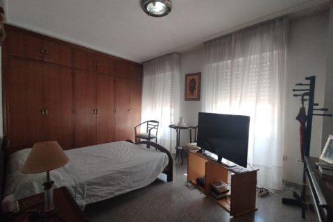 Продажа квартиры в Гуардамар-дель-Сегура, Аликанте, Испания 6 спален, 186м2 №113085 - фото 23