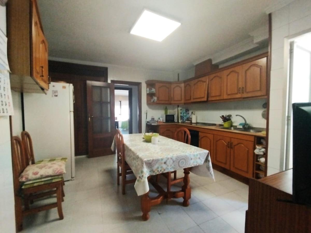 Huoneisto Guardamar del Segura, Alicante, Espanja 6 makuuhuonetta, 186 m2 No. 113085