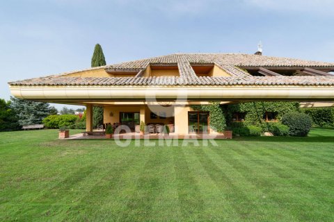 Villa à vendre Madrid, Espagne, 5 chambres, 480 m2 No. 106820 - photo 1