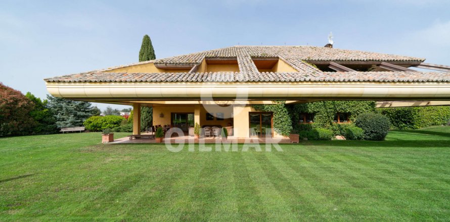 Villa Madrid, Espagne 5 chambres, 480 m2 No. 106820