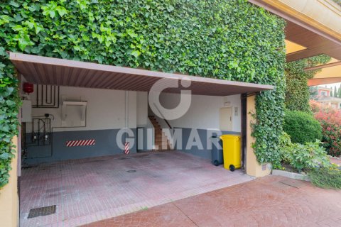 Villa à vendre Madrid, Espagne, 5 chambres, 480 m2 No. 106820 - photo 9