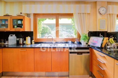 Villa à vendre Madrid, Espagne, 5 chambres, 480 m2 No. 106820 - photo 18