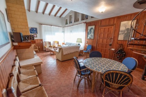 Villa for sale Guardamar del Segura, Alicante, Spain 5 bedrooms, 199 sq.m. No. 118759 - photo 18
