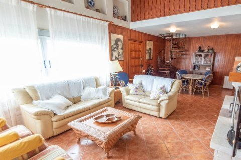 Villa for sale Guardamar del Segura, Alicante, Spain 5 bedrooms, 199 sq.m. No. 118759 - photo 19