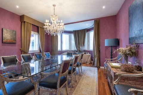 Villa à vendre Madrid, Espagne, 6 chambres, 738 m2 No. 107338 - photo 6