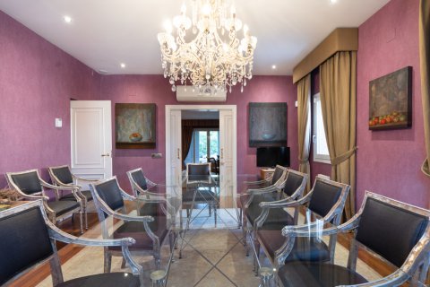 Villa à vendre Madrid, Espagne, 6 chambres, 738 m2 No. 107338 - photo 7