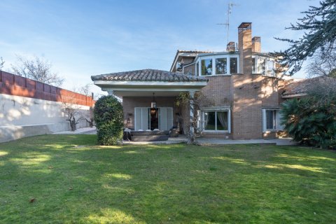 Villa à vendre Madrid, Espagne, 6 chambres, 738 m2 No. 107338 - photo 27