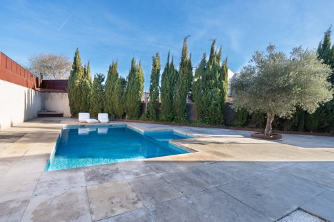 Villa à vendre Madrid, Espagne, 6 chambres, 738 m2 No. 107338 - photo 2