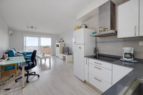 Dzīvoklis pārdošanā Torrevieja, Alicante, Spānijā 2 istabas, 75 m2 Nr. 113188 - attēls 8