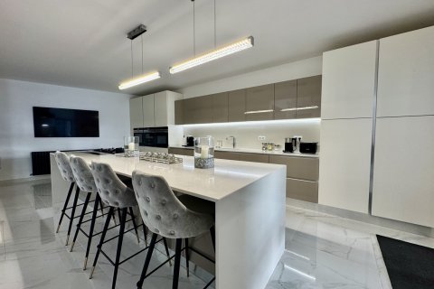Продажа виллы Гольф-курорт, Мурсия, Испания 3 спальни, 200м2 №113294 - фото 9