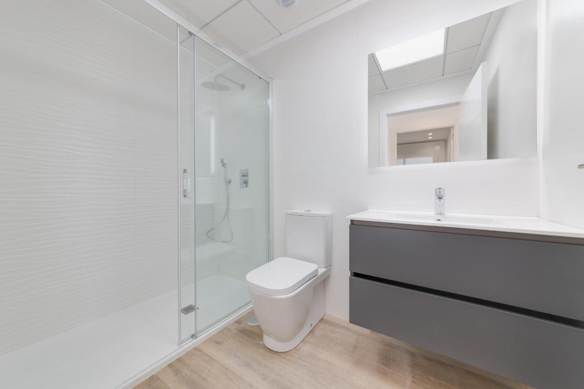 Apartment à Los Arenales Del Sol, Alicante, Espagne 2 chambres, 117 m2 No. 96641