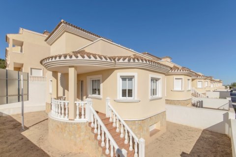 Villa zum Verkauf San Miguel de Salinas, Alicante, Spanien 3 Schlafzimmer, 165 m2 Nr. 95115 - Foto 2