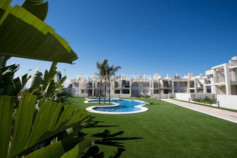 Lägenhet till salu i Cartagena, Murcia, Spanien 3 sovrum, 100 kvm. Nr. 52357 - foto 5