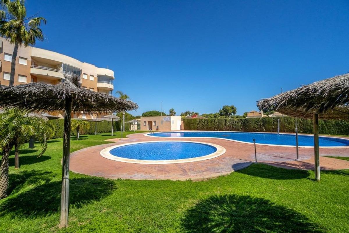 Dzīvoklis Alicante, Spānijā 3 istabas, 100 m2 Nr. 103979