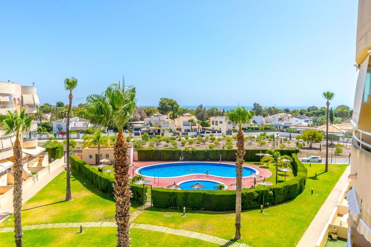 Dzīvoklis Alicante, Spānijā 3 istabas, 100 m2 Nr. 103979