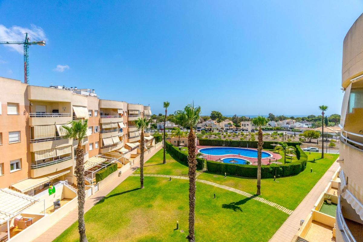 Dzīvoklis Alicante, Spānijā 3 istabas, 100 m2 Nr. 103979